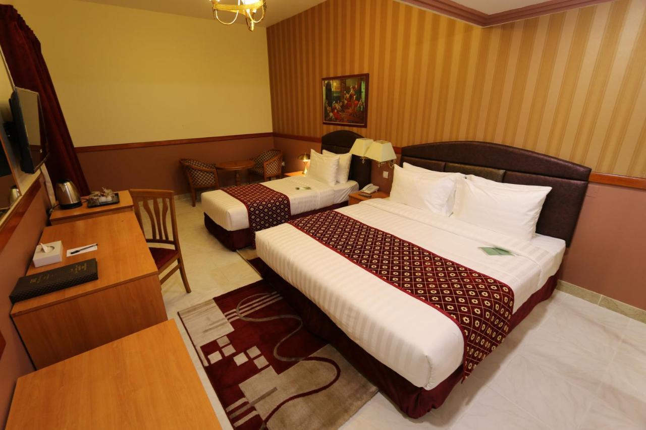 New California Hotel Дубай Екстер'єр фото